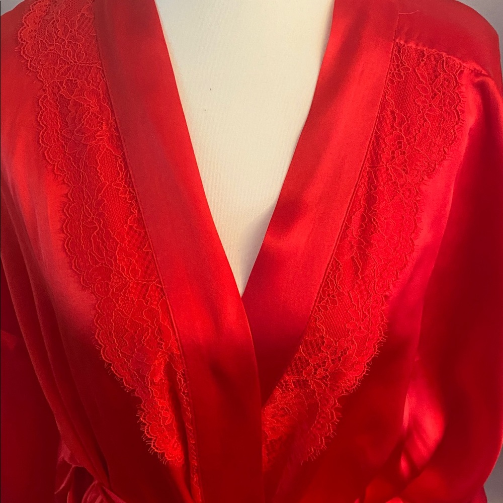 Soma brand Red CXL robe no flaws - Picture 4 of 11